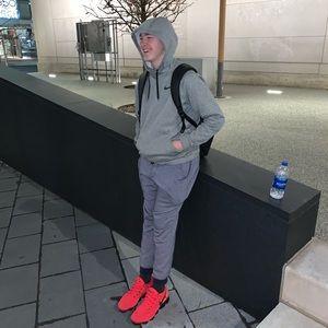 Meet your Posher, Sage